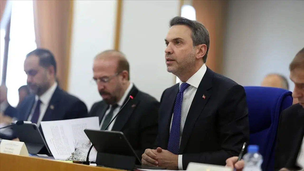 Enerji ve Tabii Kaynaklar Bakanı Bayraktar: Petrol ve doğal gaz üretiminde tarihi zirveye ulaştık