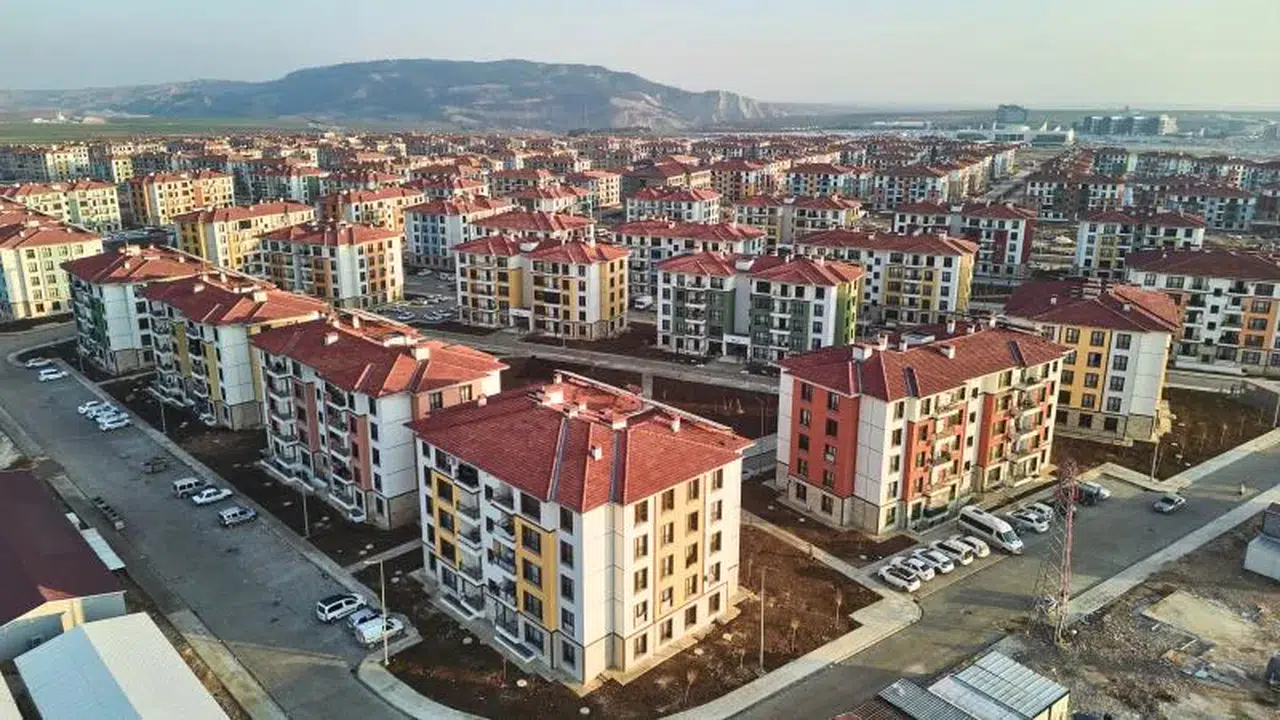 350 bininci deprem konutu Adıyaman'da teslim ediliyor