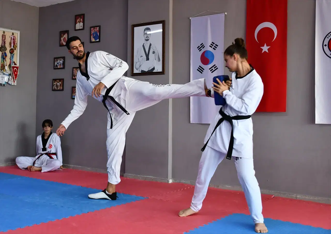 Sergen Curabaz ve sporcusu Bosna'da aynı anda madalya arayacak