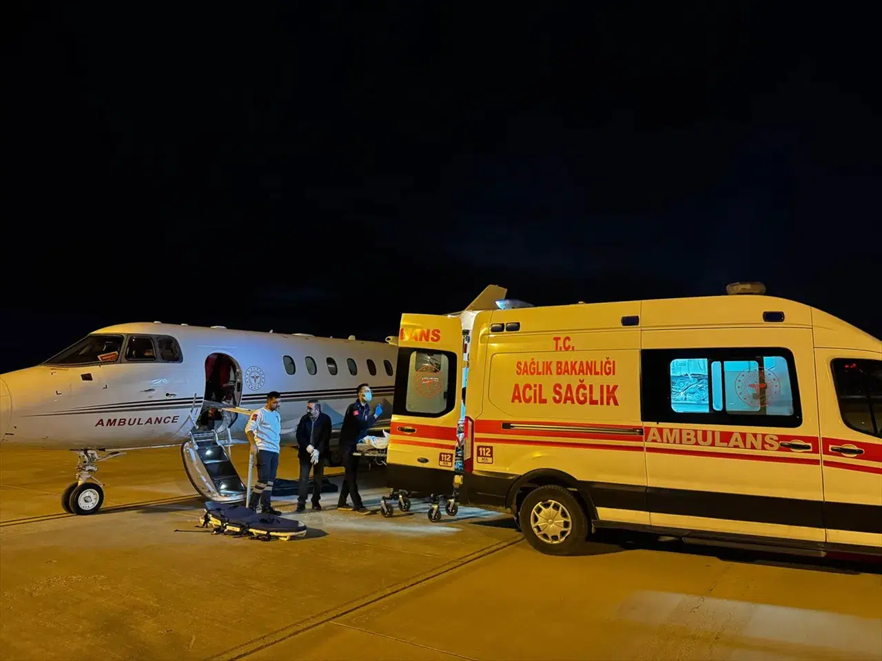 Van'da kalp hastası çocuk ambulans uçakla Ankara'ya sevk edildi