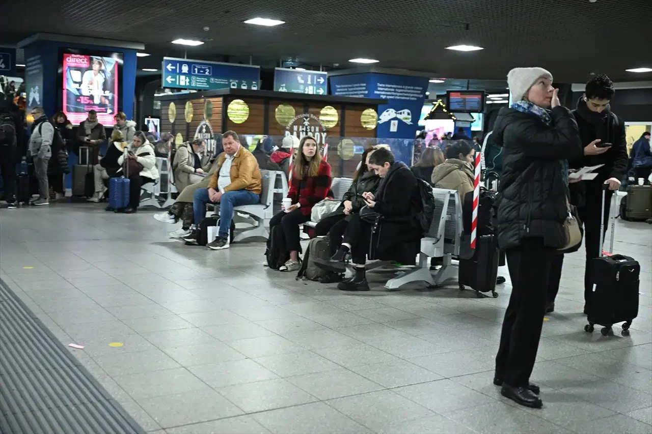 Belçika'da tasarruf tedbirlerine karşı 3 günlük grev başladı