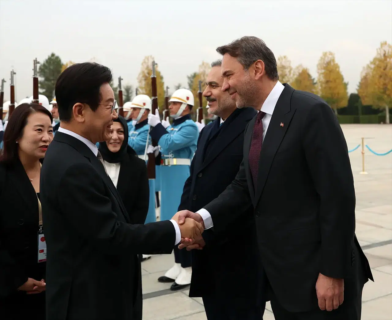 Bakan Bayraktar: “Bu anlaşma köklü dostluğumuzu nükleer enerjideki stratejik ortaklıkla taçlandıracak”