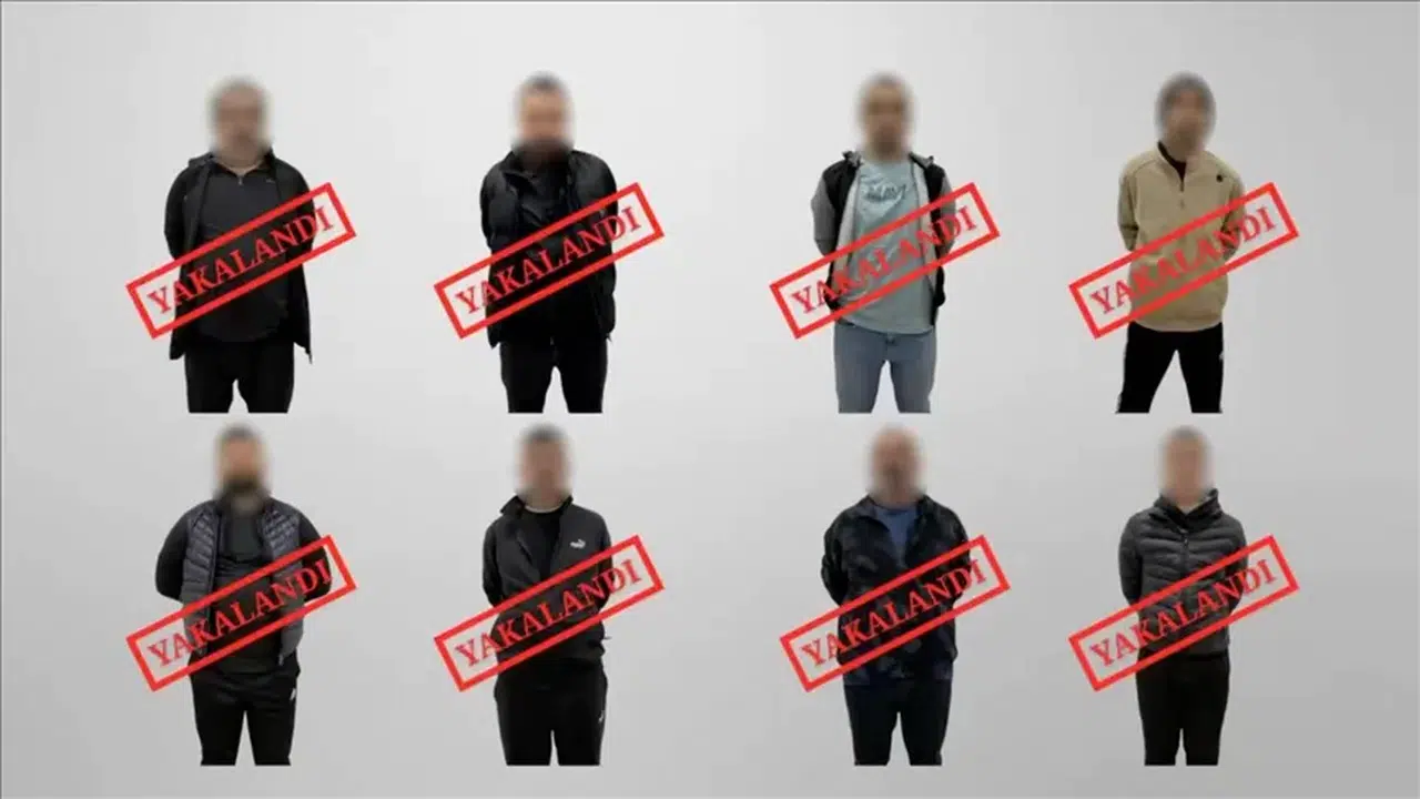 Bakan Yerlikaya duyurdu: 8 firari suçlu Türkiye'ye getirildi