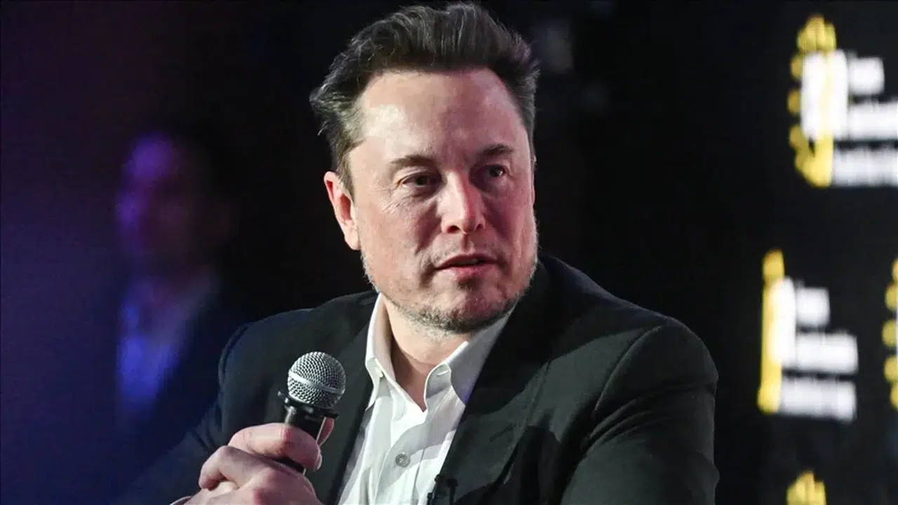 Elon Musk: Yapay zeka ve insansı robotlar yoksulluğu sona erdirecek