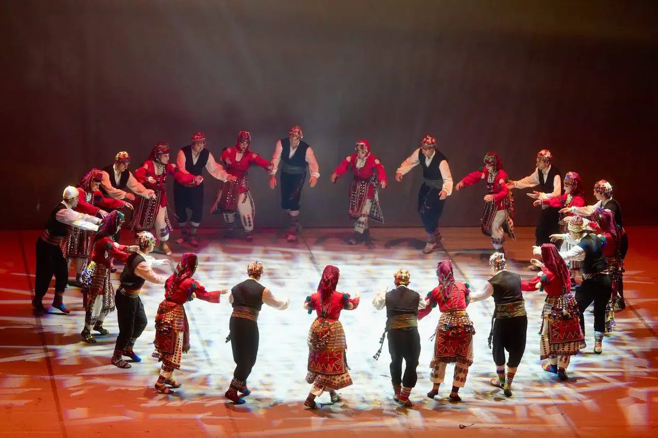 Güzel Sanatlar Genel Müdürlüğü genç kuşağı Türk sanatıyla buluşturuyor