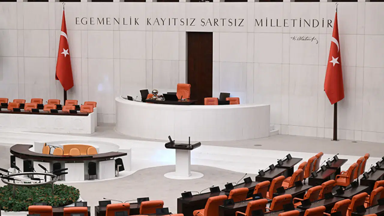 Meclis’te kritik hafta: Vergi indirimi, 72 ay yapılandırma ve Kızılay düzenlemesi gündemde