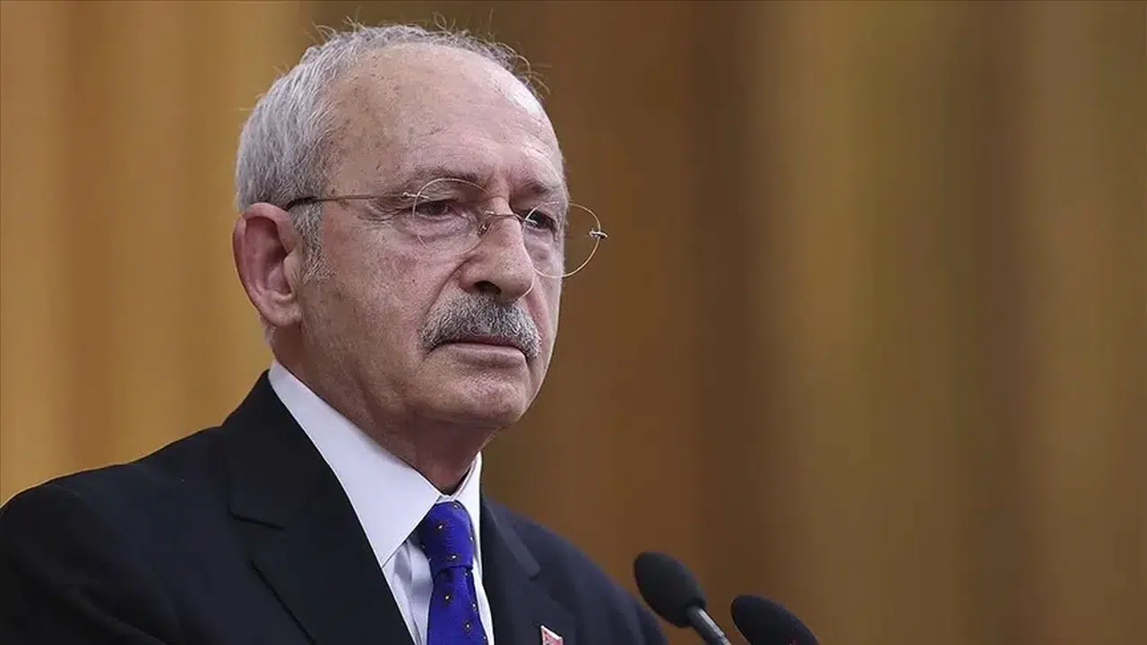 CHP Genel Başkanı Kılıçdaroğlu Meclis'teki grup toplantısından vazgeçti, partilileri genel merkeze çağırdı