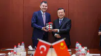 Bakan Kurum Pekin’de: Şehircilik ve konut alanında iş birliği
