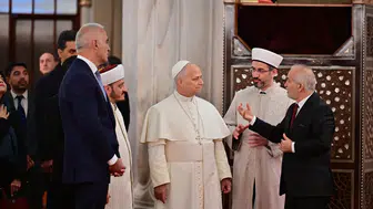 Vatikan Lideri Papa 14. Leo, Sultanahmet Camii'ni ziyaret etti