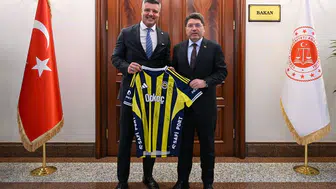 Fenerbahçe'den Adalet Bakanlığı ziyareti ve forma imzası açıklaması