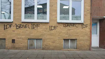 Almanya’da Türk camilerine saldırı: Duvarlara IDF ve İsrail yazıldı