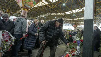 Saraybosna'daki "pazar yeri katliamının" 32. yılında hayatını kaybedenler anıldı