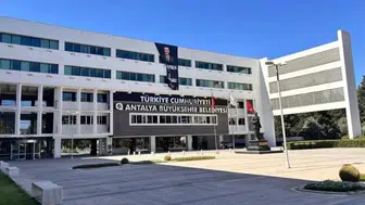 Antalya Büyükşehir Belediyesinde "festival" operasyonu: 34 gözaltı