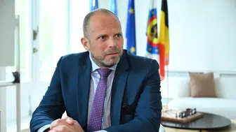 Belçika Savunma Bakanı Francken: “Türkiye bizden çok ileride”