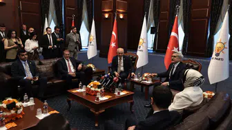 3 bayram sonra ilk temas: AK Parti ve CHP heyetleri bayramlaştı
