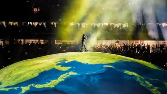 Kanye West'ten İstanbul'da tarihi konser