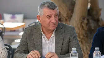 İzmir'de CHP’li Güzelbahçe Belediyesine operasyon: Belediye Başkanı Mustafa Günay gözaltında