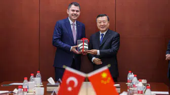 Bakan Kurum Pekin’de: Şehircilik ve konut alanında iş birliği