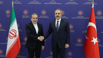 Bakan Fidan, İranlı mevkidaşı Arakçi ile görüştü