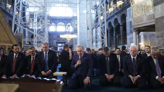 Cumhurbaşkanı Erdoğan cuma namazını Ayasofya’da kıldı