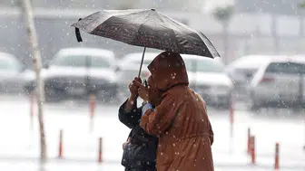 Meteoroloji'den uyarı: Sağanak, fırtına ve çöl tozu kapıda
