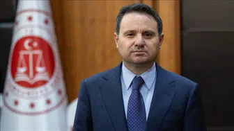 Bakan Gürlek: "Suç yapılanmalarının nefesini kesmeye devam edeceğiz"