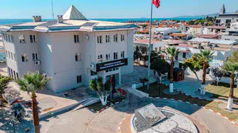 CHP'li Seferihisar Belediyesine rüşvet operasyonu: Veli Ağbaba'nın danışmanı da gözaltında