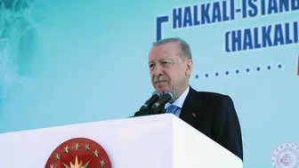 Cumhurbaşkanı Erdoğan: "Dış politikada bize ders vermek sizin boynunuzu ziyadesiyle aşar"