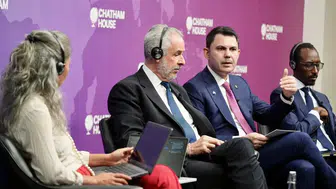 Bakan Kurum, Chatham House’ta konuşma yaptı