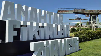 Emlak Konut Anahtar Fikirler Zirvesi 2026, “Her icat, yeni bir milat” temasıyla İstanbul’da başladı