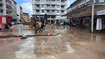 Kastamonu’da su baskınları: Zemin katlarda yaşayanlar tahliye edildi