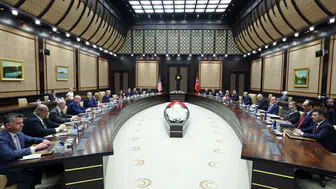 Beştepe'de dev zirve: Cumhurbaşkanı Erdoğan, ABD Başkanı Trump ve heyetler arası görüşmeye başkanlık yaptı