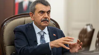 Bakan Tekin: "Bizi biz yapan değerlerden de uzaklaşmalarını istemiyoruz"