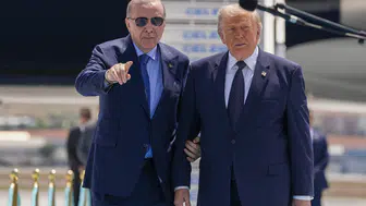 Ankara'da tarihi zirve: Cumhurbaşkanı Erdoğan, ABD Başkanı Trump'ı havalimanında karşıladı