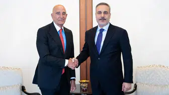 Dışişleri Bakanı Fidan, ABD Büyükelçisi Tom Barrack'ı kabul etti