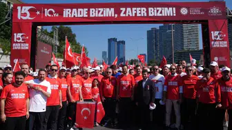 15 Temmuz Şehitler Köprüsü’nde “İrade Bizim, Zafer Bizim” yürüyüşü düzenlendi