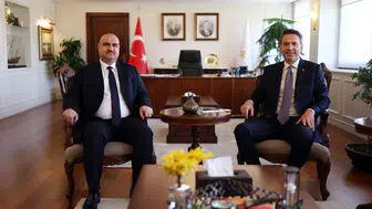 Bakan Bayraktar, Kerkük Valisi Mehmet Seman Ağa ile görüştü