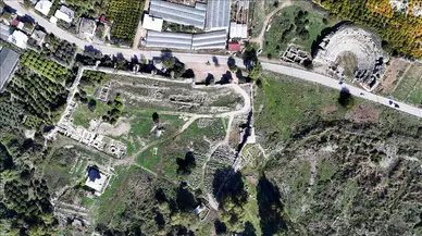 Limyra Antik Kenti'nde aranan Zeus Tapınağı 43 yıl sonra bulundu