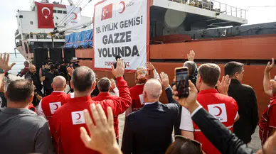 Gazze için “18. İyilik Gemisi” Mersin'den uğurlandı: 800 ton yardım yolda