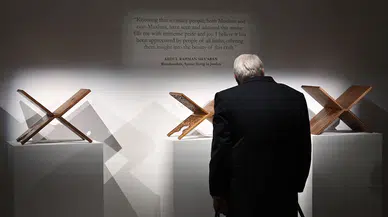 İslam sanatının mirasını yansıtan eserler Londra'da sergileniyor