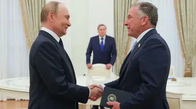 Trump'ın elçisinden Kremlin'e “övgü koçluğu”: Telefon kayıtları sızdırıldı