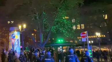 Almanya'da terör örgütü YPG/SDG yandaşları polise ve iş yerlerine saldırdı