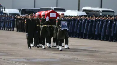 Şehit F-16 pilotu Bolat'ın cenazesi memleketine uğurlandı