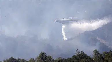 Bakan Yumaklı: “Havadan müdahale kapasitemiz 462 ton su atmaya yükseldi”