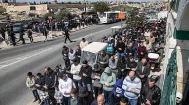 İsrail, Mescid-i Aksa’yı bir aydan uzun süredir kapalı tutuyor