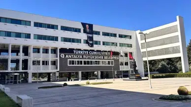Antalya Büyükşehir Belediyesinde "festival" operasyonu: 34 gözaltı