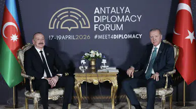 Cumhurbaşkanı Erdoğan, Azerbaycan Cumhurbaşkanı Aliyev ile bir araya geldi