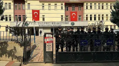 Halfeti Belediyesine operasyon: Eski başkan dahil 47 gözaltı