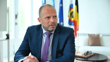 Belçika Savunma Bakanı Francken: “Türkiye bizden çok ileride”