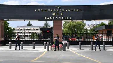 MİT'ten Suriye'de nokta operasyon: Kırmızı bültenle aranan 10 DEAŞ'lı yakalandı